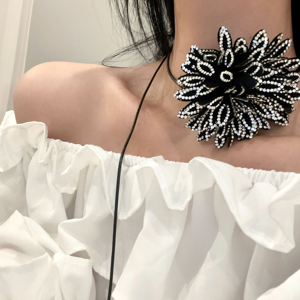 Diamond Flower Strap Choker
